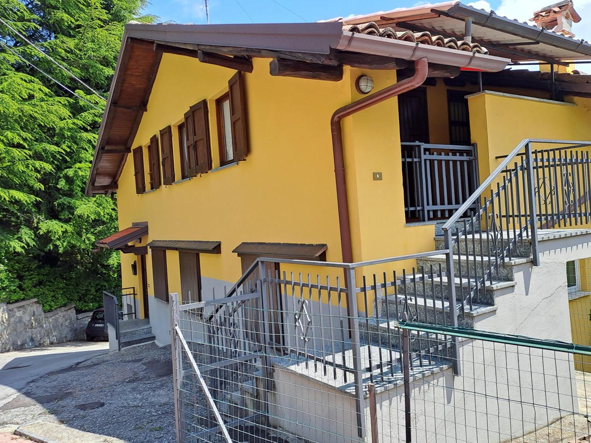 Mansardhouse Zona Bellagio Apartman Magreglio Kültér fotó